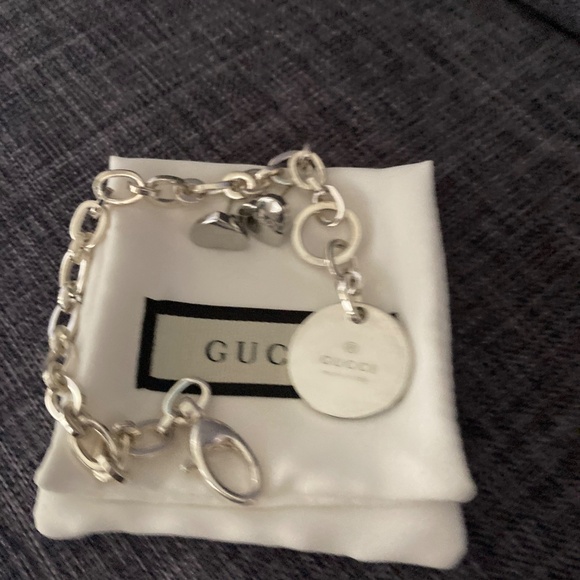 Authentic GUCCI Sterling Bracelet and Stainless Steel Heart Studs - Picture 4 of 15